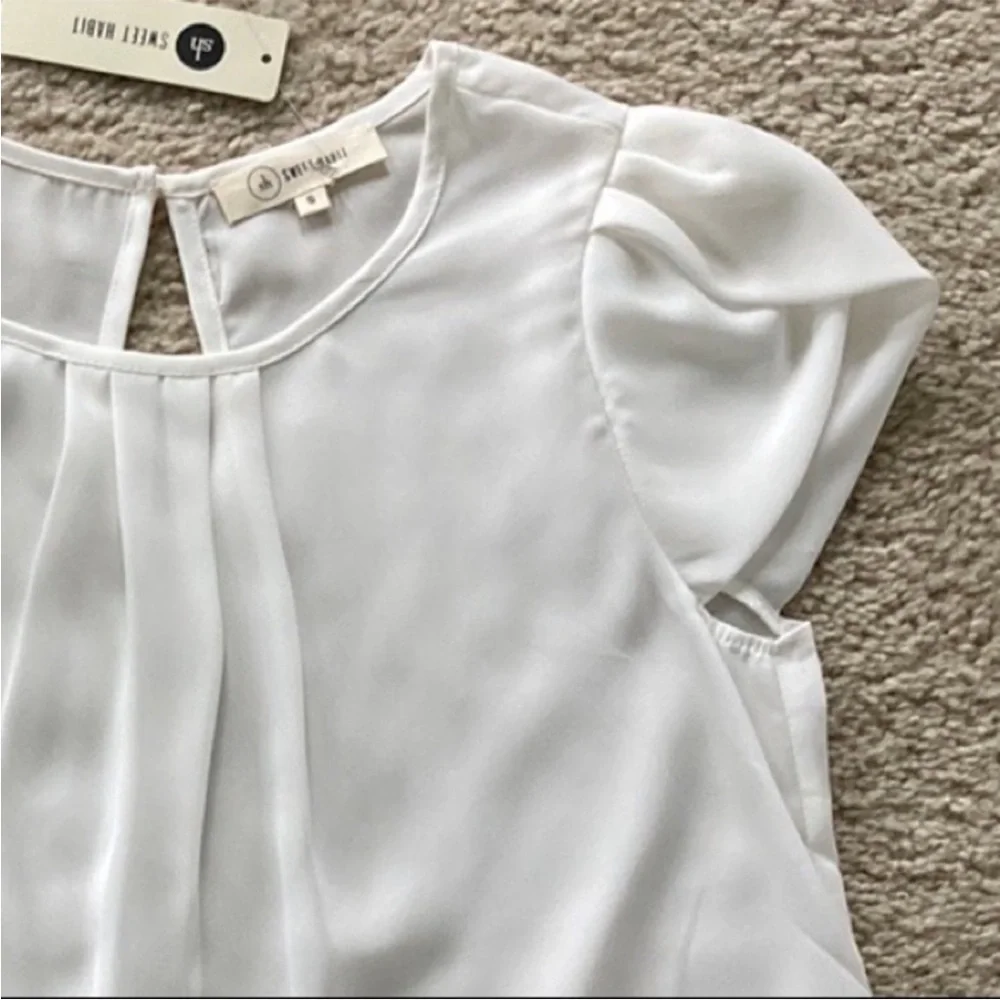 Creamy White Short Sleeve Blouse - Picture 4 of 10